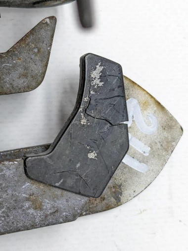 Замок капота MERCEDES-BENZ E-класс W211/S211 (2002 - 2006) — Разборка Мерседес