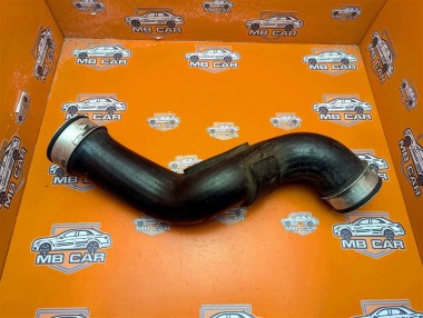 Патрубок интеркулера MERCEDES-BENZ C-класс W203/S203/CL203 (2000 - 2004) — Разборка Мерседес