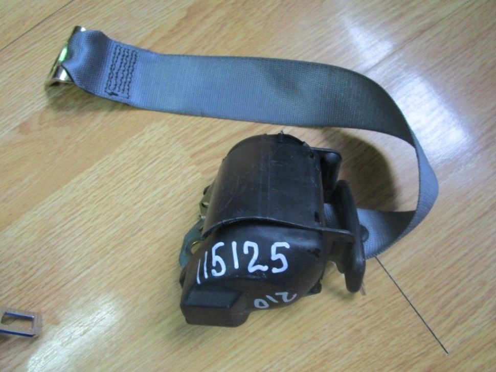 Ремень безопасности задний правый MERCEDES-BENZ E-класс W210/S210 рестайлинг (1999 - 2003) фото 1 — Разборка Мерседес