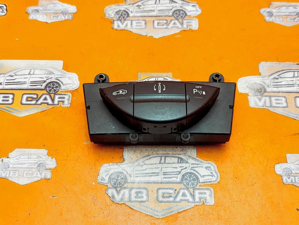 Блок кнопок MERCEDES-BENZ E-класс W211/S211 (2002 - 2006) фото 1 &mdash; Разборка Мерседес