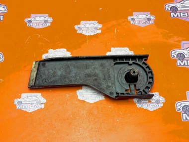 Кронштейн радиатора MERCEDES-BENZ CLA-класс C117/X117 рестайлинг (2016 - 2019) &mdash; Разборка Мерседес