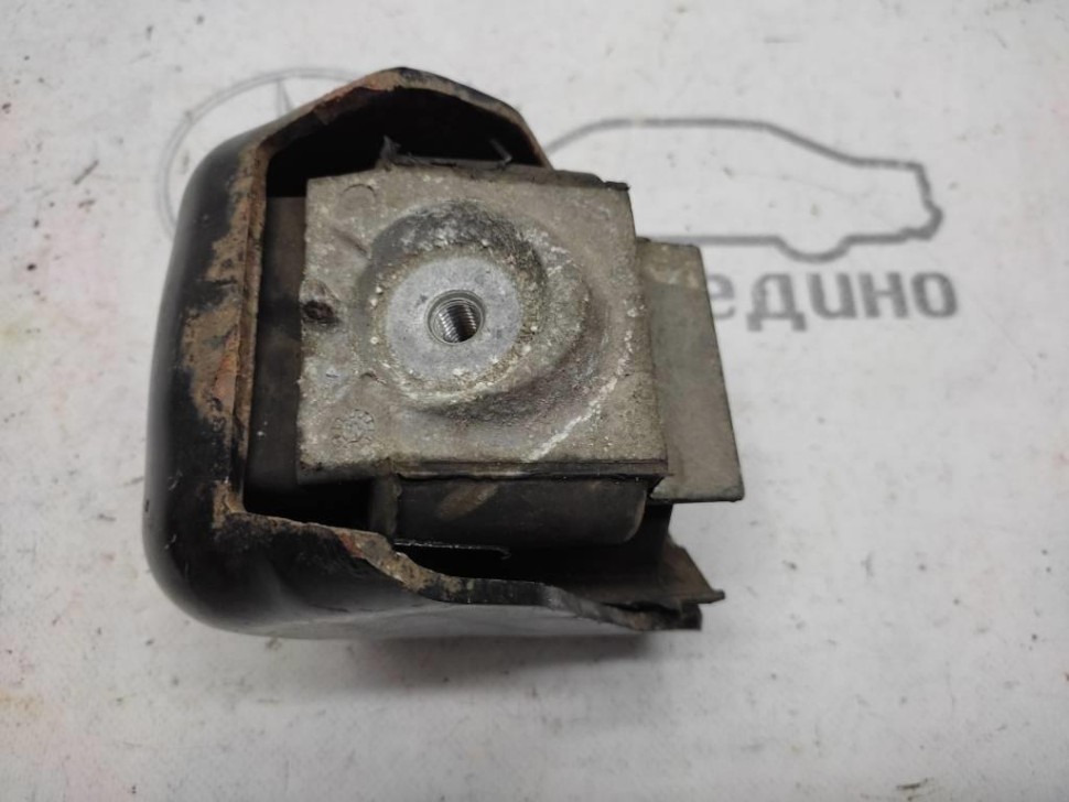 Опора двигателя MERCEDES-BENZ Sprinter W906 (2006 - 2019) фото 1 — Разборка Мерседес