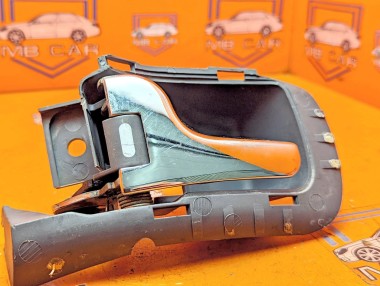 Ручка двери внутренняя MERCEDES-BENZ V-класс W638/W639 (1996 - 2003) V 220 2.1 D AT (122 л.с.) &mdash; Разборка Мерседес