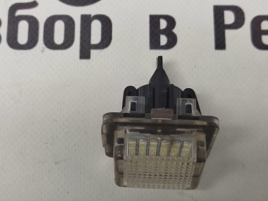 Плафон подсветки номера MERCEDES-BENZ S-класс W221 рестайлинг (2009 - 2013) — Разборка Мерседес