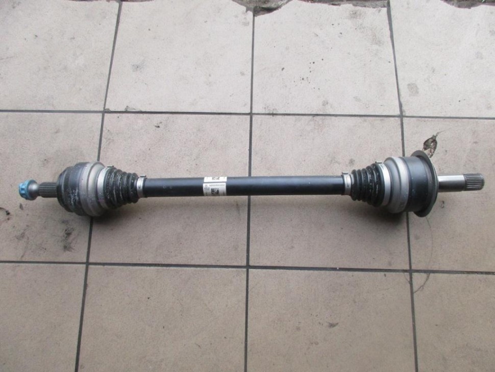 Привод задний MERCEDES-BENZ C-класс W205/S205/C205/A205 (2014 - 2018) фото 1 — Разборка Мерседес