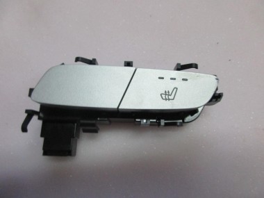 Кнопка обогрева сидений MERCEDES-BENZ C-класс W205/S205/C205/A205 (2014 - 2018) — Разборка Мерседес