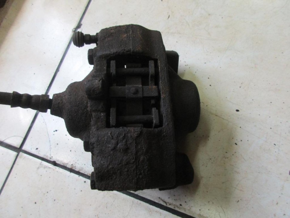 Суппорт задний правый MERCEDES-BENZ E-класс W210/S210 рестайлинг (1999 - 2003) фото 1 — Разборка Мерседес