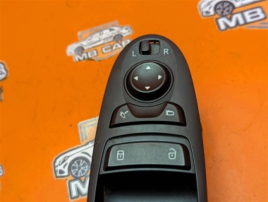 Блок кнопок стеклоподъемников MERCEDES-BENZ X-класс I (2017 - 2020) — Разборка Мерседес