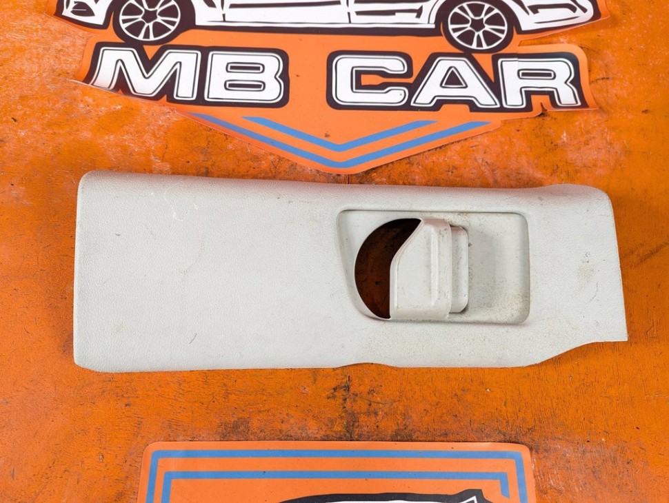 Накладка средней стойки MERCEDES-BENZ V-класс W447 (2014 - 2025) фото 1 &mdash; Разборка Мерседес