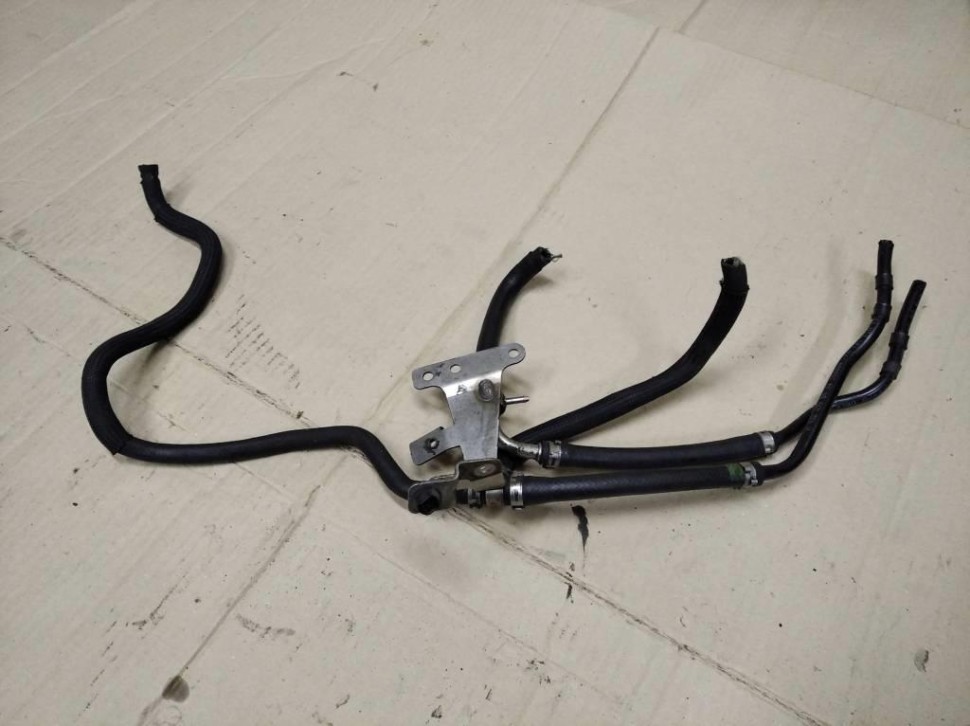 Трубка топливная MERCEDES-BENZ Sprinter W906 (2006 - 2019) фото 1 — Разборка Мерседес