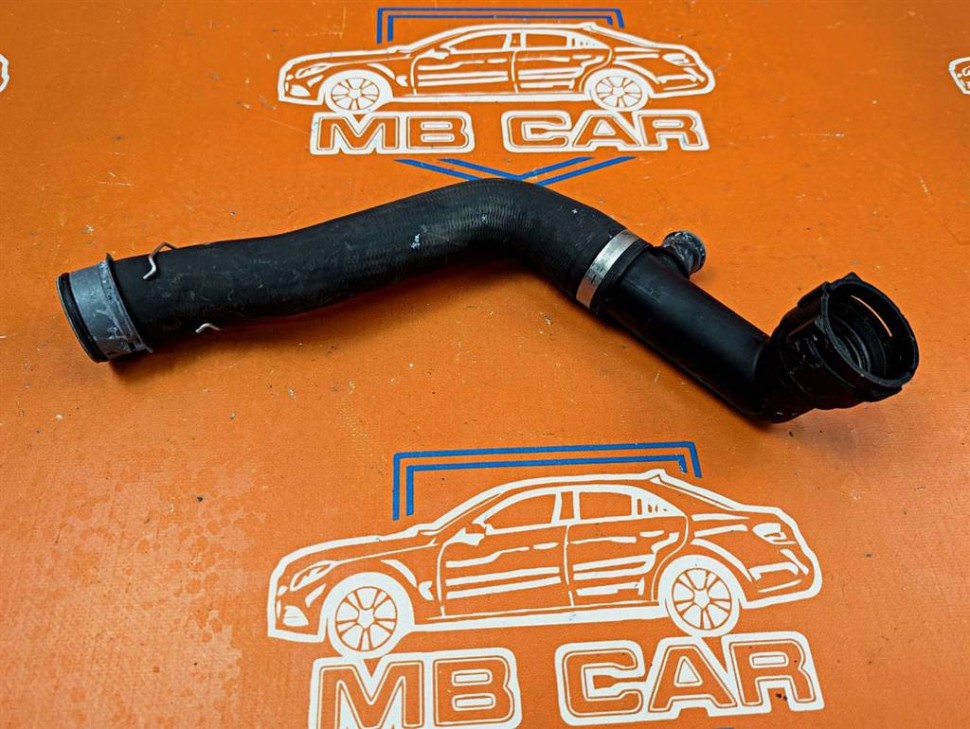 Патрубок радиатора MERCEDES-BENZ GL-класс X166 (2012 - 2016) фото 1 — Разборка Мерседес