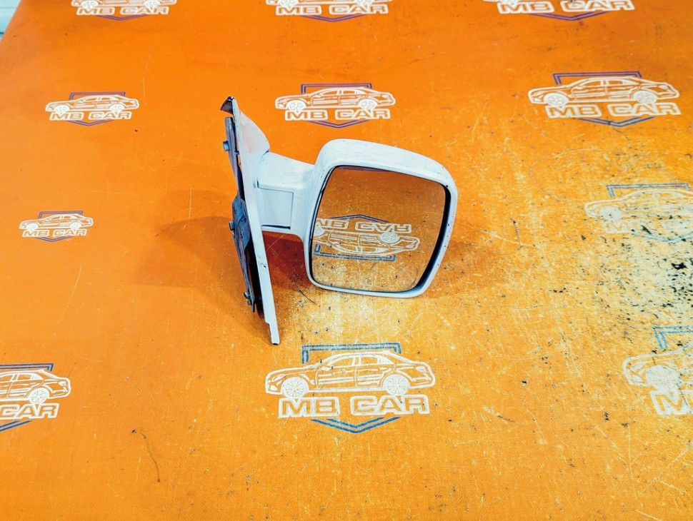 Зеркало правое MERCEDES-BENZ Vito W638 (1996 - 2003) фото 1 — Разборка Мерседес