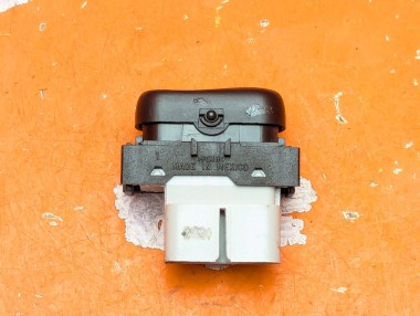 Кнопка MERCEDES-BENZ M-класс W163 рестайлинг (2001 - 2005) &mdash; Разборка Мерседес