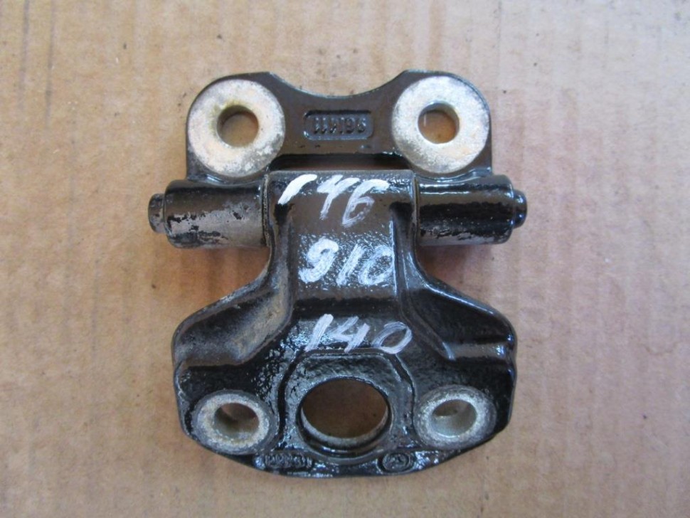 Петля двери MERCEDES-BENZ S-класс W140 (1991 - 1998) фото 1 — Разборка Мерседес