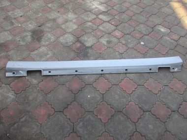 Порог пластиковый левый MERCEDES-BENZ E-класс W212/S212/C207/A207 (2009 - 2013) — Разборка Мерседес