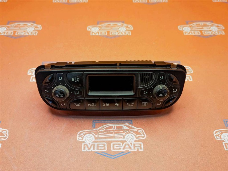 Панель управления климатом MERCEDES-BENZ C-класс W203/S203/CL203 (2000 - 2004) фото 1 — Разборка Мерседес