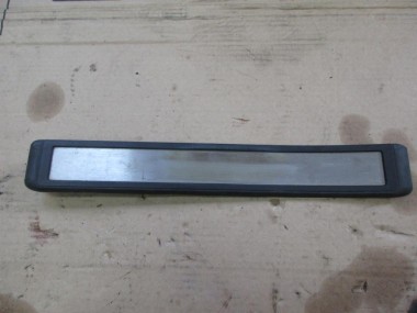 Накладка порога внутренняя MERCEDES-BENZ E-класс W211/S211 рестайлинг (2006 - 2009) — Разборка Мерседес