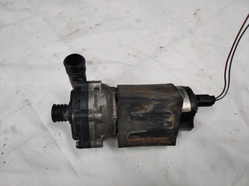 Насос циркуляционный MERCEDES-BENZ S-класс W220 рестайлинг (2002 - 2005) фото 1 — Разборка Мерседес