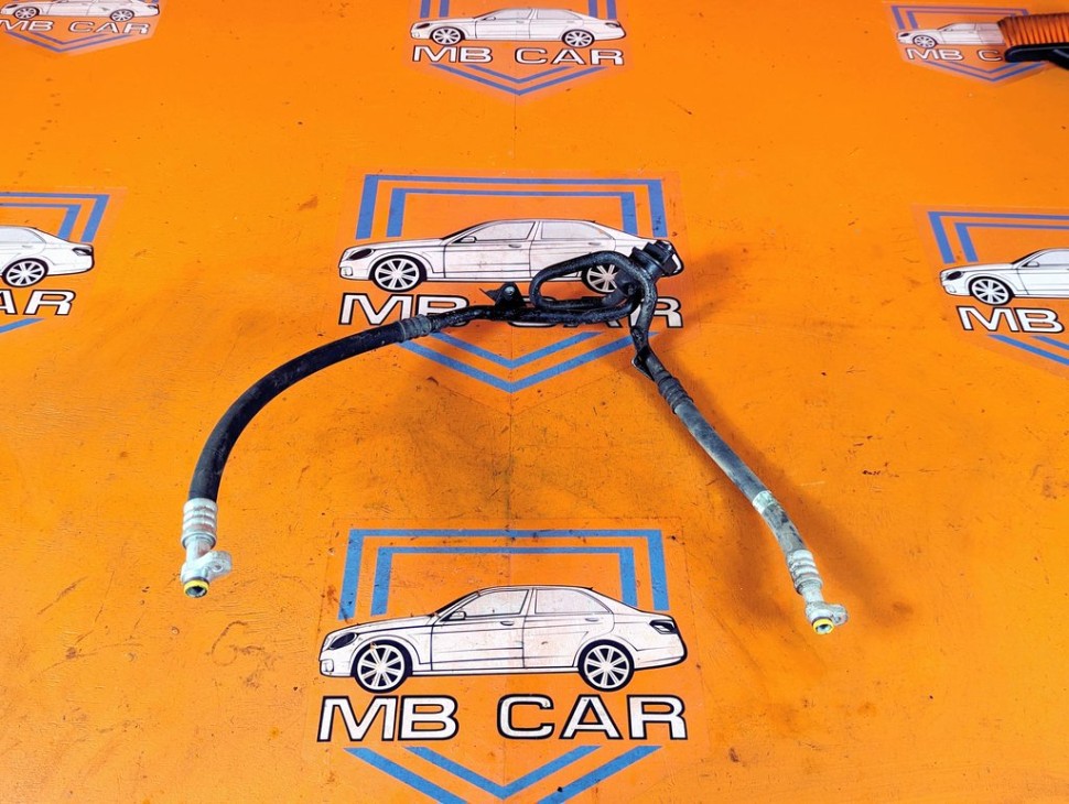 Трубка кондиционера MERCEDES-BENZ V-класс W639 (2003 - 2014) фото 1 &mdash; Разборка Мерседес