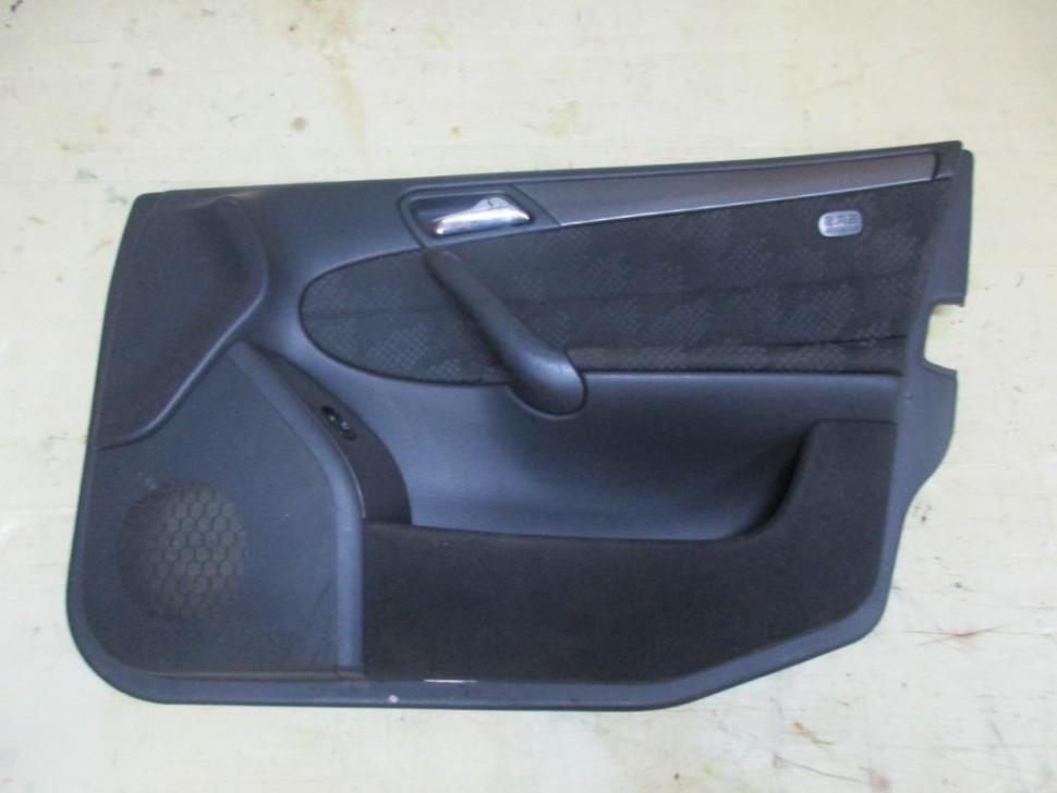 Карта двери передняя правая MERCEDES-BENZ C-класс W203/S203/CL203 (2000 - 2004) фото 1 — Разборка Мерседес