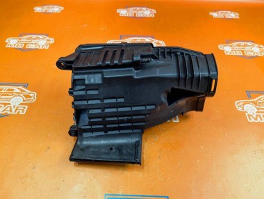 Корпус воздушного фильтра MERCEDES-BENZ C-класс W204/S204 (2006 - 2011) — Разборка Мерседес