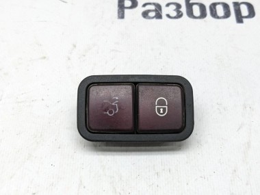 Кнопка закрытия багажника MERCEDES-BENZ S-класс W220 рестайлинг (2002 - 2005) — Разборка Мерседес