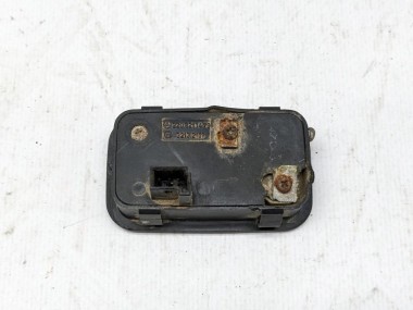 Кнопка закрытия багажника MERCEDES-BENZ S-класс W220 рестайлинг (2002 - 2005) — Разборка Мерседес