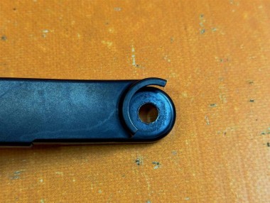 Поводок дворников MERCEDES-BENZ GL-класс X166 (2012 - 2016) — Разборка Мерседес