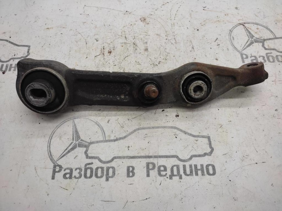 Рычаг передний нижний левый MERCEDES-BENZ CLS-класс C219 (2004 - 2008) фото 1 — Разборка Мерседес