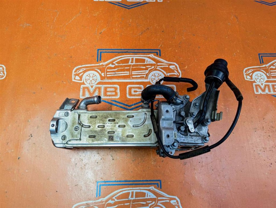 Теплообменник MERCEDES-BENZ CLS-класс C218/X218 рестайлинг (2014 - 2017) фото 1 — Разборка Мерседес