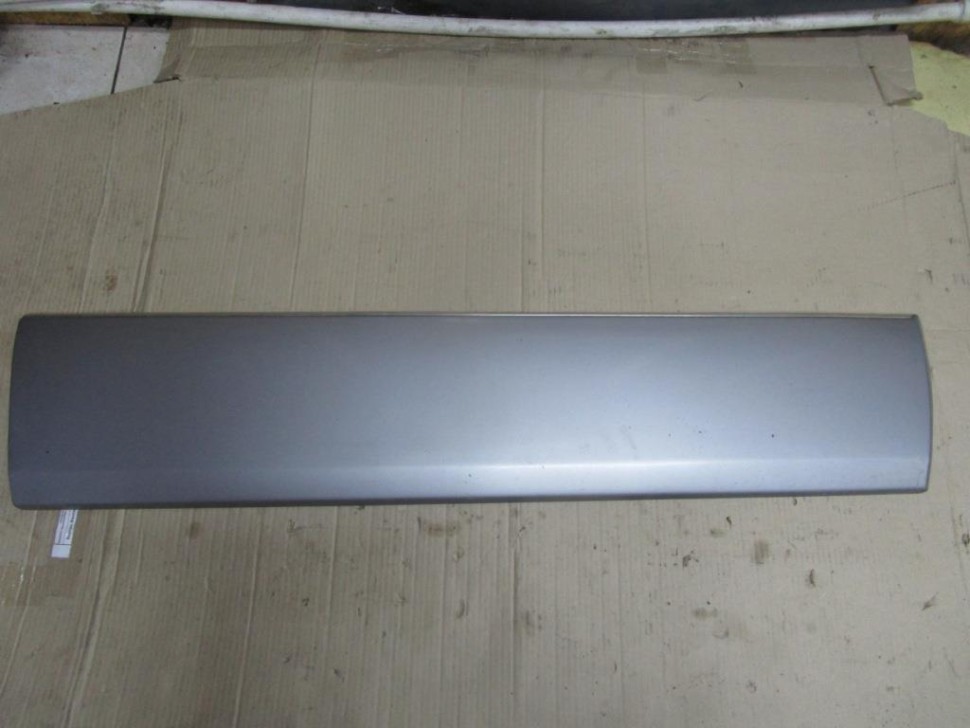 Молдинг двери MERCEDES-BENZ W124 W124/S124/C124/A124 (1984 - 1993) фото 1 — Разборка Мерседес