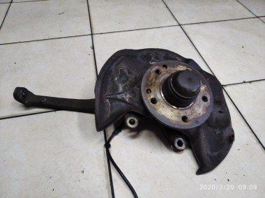 Кулак поворотный передний левый MERCEDES-BENZ C-класс W202/S202 рестайлинг (1997 - 2001) — Разборка Мерседес