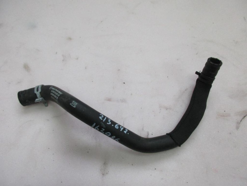 Патрубок ОЖ MERCEDES-BENZ E-класс W213/S213/C238/A238 (2016 - 2021) фото 1 — Разборка Мерседес