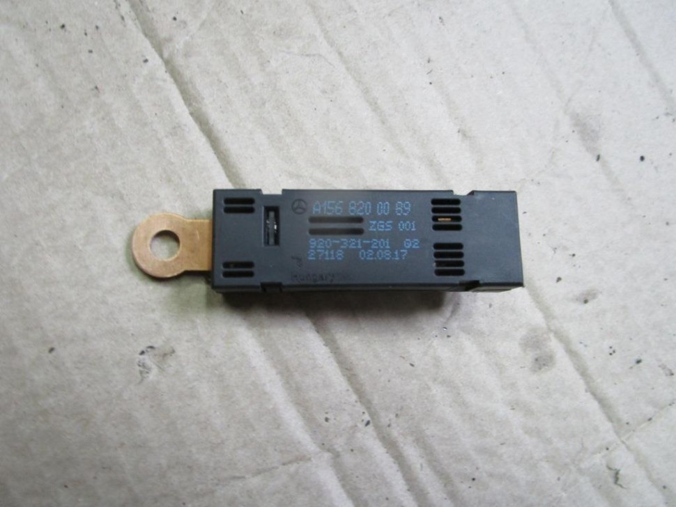 Усилитель антенны MERCEDES-BENZ GLE-класс Coupe C292 (2015 - 2019) фото 1 — Разборка Мерседес