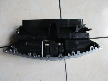 Воздуховод центральный MERCEDES-BENZ S-класс W221 (2005 - 2009) — Разборка Мерседес