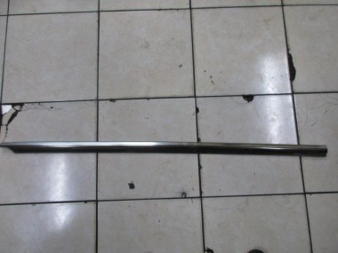Молдинг стекла двери MERCEDES-BENZ S-класс W140 (1991 - 1998) — Разборка Мерседес