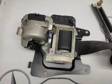 Ремень безопасности передний правый MERCEDES-BENZ S-класс W220 рестайлинг (2002 - 2005) — Разборка Мерседес