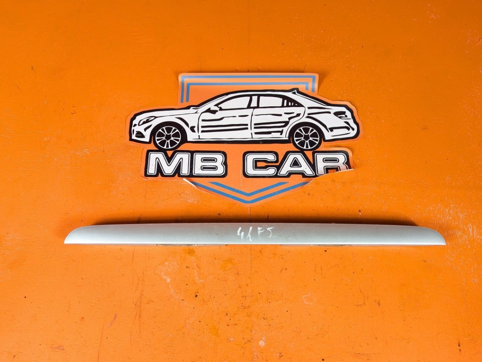 Накладка крышки багажника MERCEDES-BENZ M-класс W163 (1997 - 2001) фото 1 &mdash; Разборка Мерседес