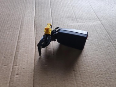 Замок ремня безопасности MERCEDES-BENZ E-класс W212/S212/C207/A207 (2009 - 2013) — Разборка Мерседес