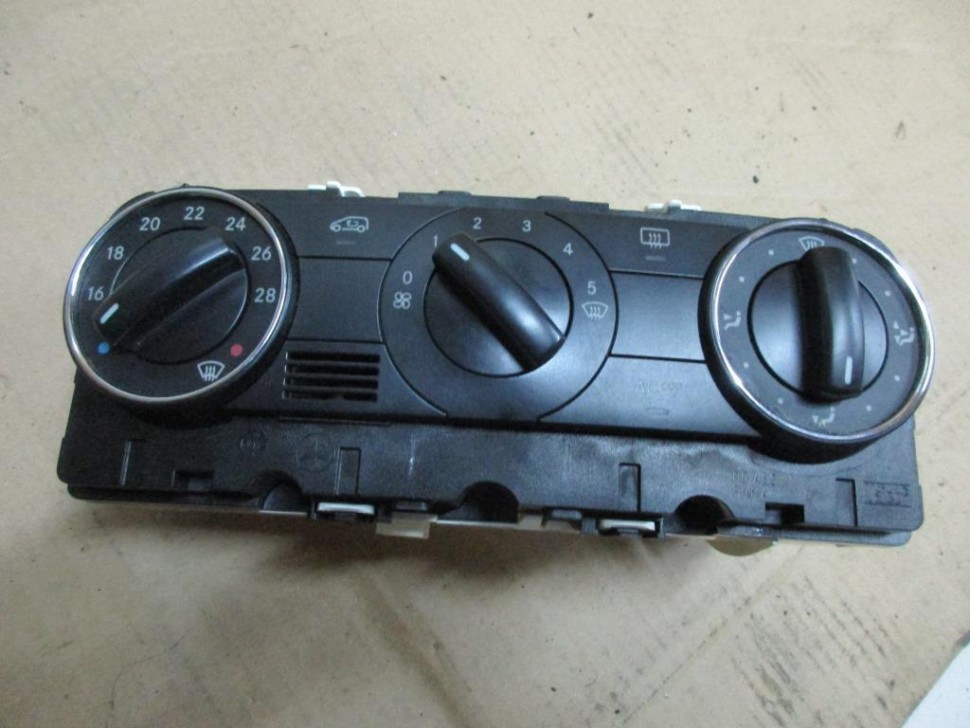 Блок климата MERCEDES-BENZ B-class w245 фото 1 — Разборка Мерседес