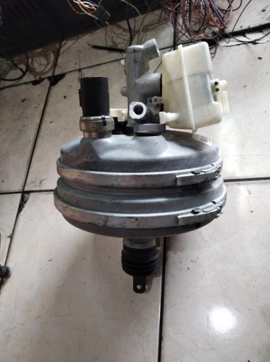 Вакуумный усилитель тормозов MERCEDES-BENZ E-класс W210/S210 (1995 - 1999) — Разборка Мерседес
