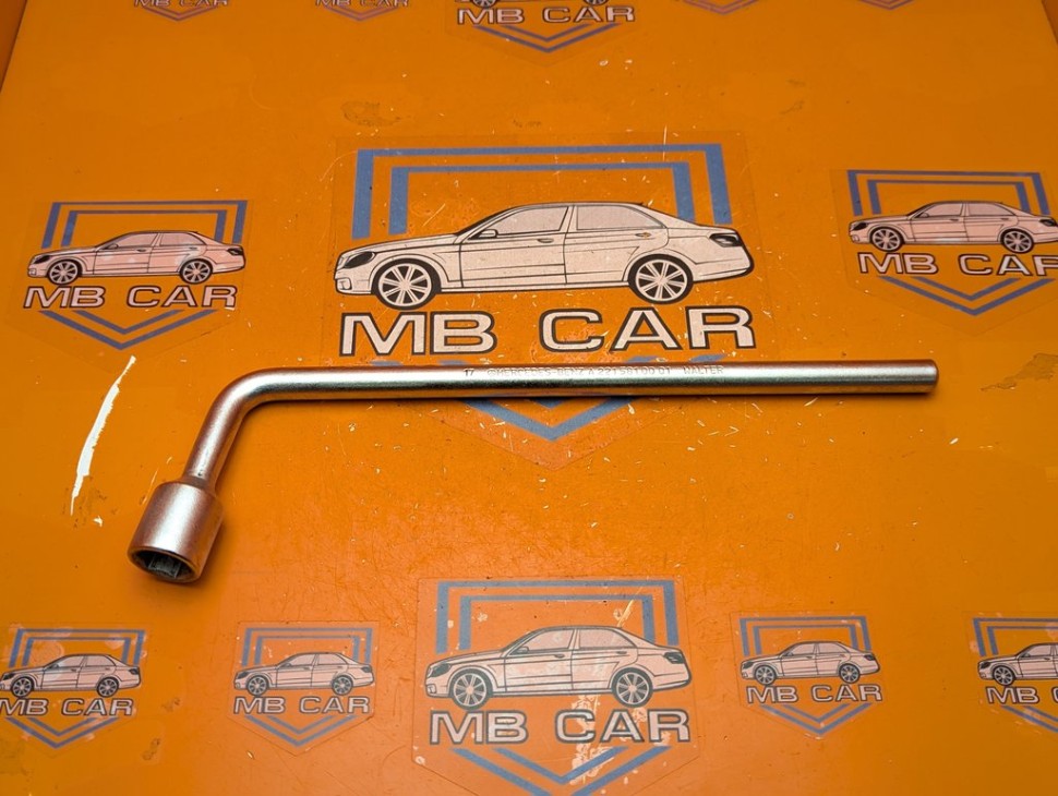 Ключ балонный MERCEDES-BENZ E-класс W212/S212/C207/A207 (2009 - 2013) фото 1 &mdash; Разборка Мерседес
