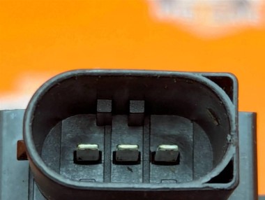 Катушка зажигания MERCEDES-BENZ C-класс W204/S204 (2006 - 2011) — Разборка Мерседес