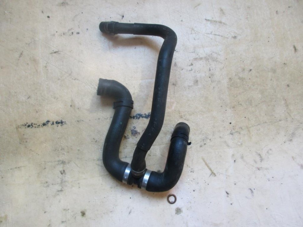 Патрубок ОЖ MERCEDES-BENZ A-класс W168 рестайлинг (2001 - 2004) фото 1 — Разборка Мерседес