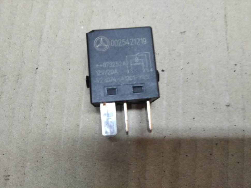 Реле многоцелевое MERCEDES-BENZ E-класс W211/S211 рестайлинг (2006 - 2009) фото 1 — Разборка Мерседес