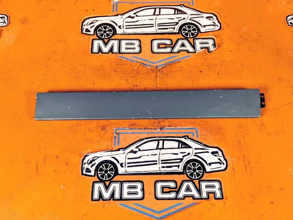 Крышка шины сдвижной двери MERCEDES-BENZ VANEO W414 (2001 - 2005) фото 1 &mdash; Разборка Мерседес