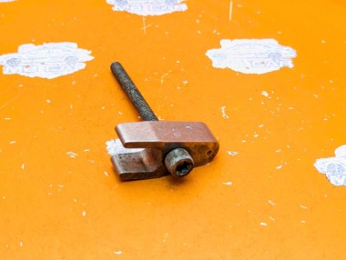 Кронштейн крепления форсунок MERCEDES-BENZ M-класс W164 (2005 - 2008) &mdash; Разборка Мерседес