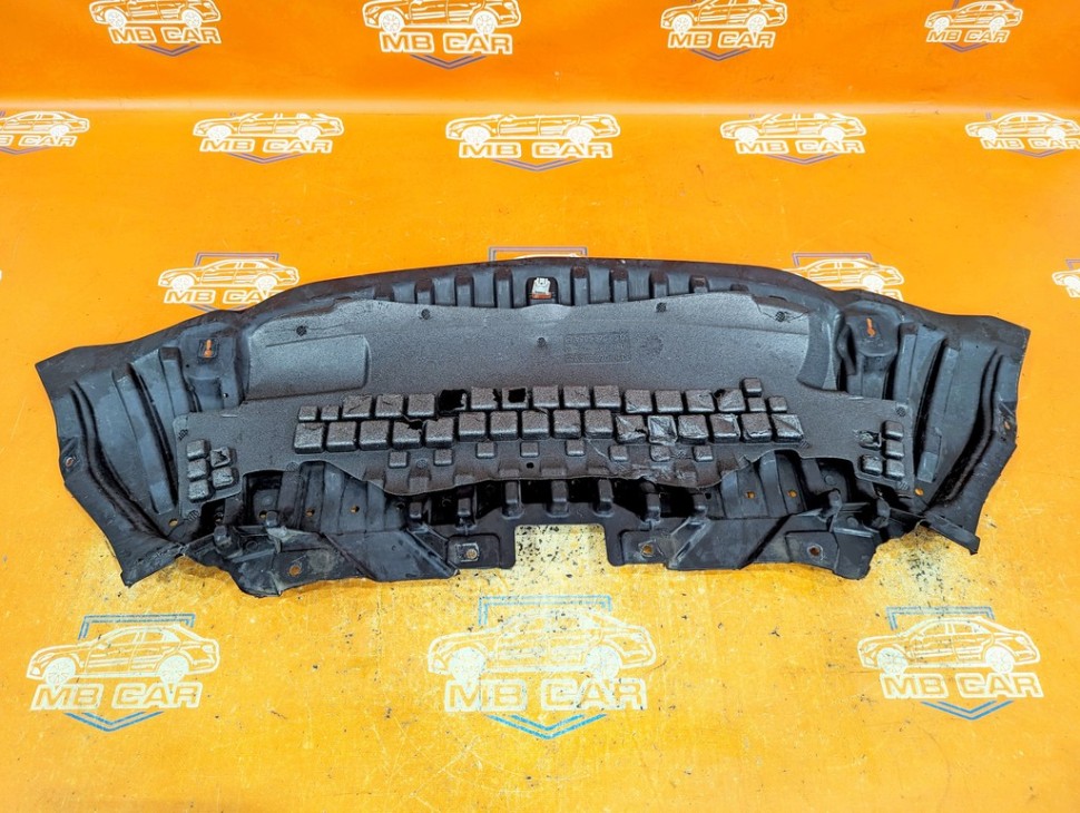 Защита бампера MERCEDES-BENZ C-класс W205/S205/C205/A205 (2014 - 2018) фото 1 — Разборка Мерседес