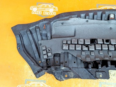 Защита бампера MERCEDES-BENZ C-класс W205/S205/C205/A205 (2014 - 2018) — Разборка Мерседес