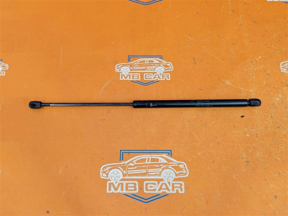 Амортизатор крышки багажника MERCEDES-BENZ A-класс W168 (1997 - 2001) фото 1 — Разборка Мерседес